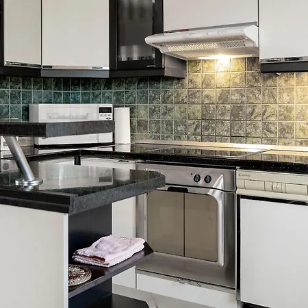 Apartma Maka *
